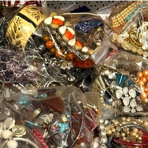 5 PIECE MYSTERY BOXES OF JEWELRY. REAL AND FASHION